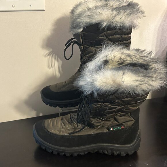 Womens PAJAR Sz 37 US Sz 7 Khaki Green Quilted Winter Snow Tec Boots - Picture 1 of 6